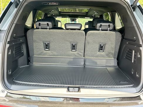 New 2026 GMC Acadia Denali w/ Super Cruise Package AWD/4WD image 16