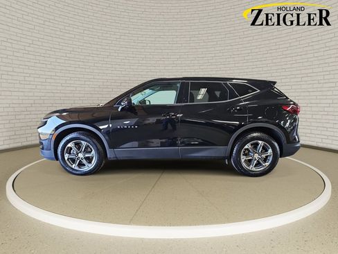 Used 2025 Chevrolet Blazer LT AWD/4WD image 8