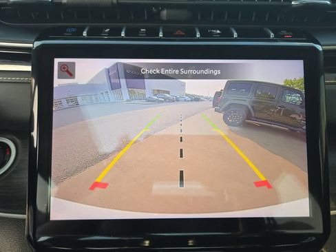 Used 2023 Jeep Grand Cherokee 4WD 4xe image 28