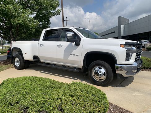 Used 2021 Chevrolet Silverado 3500 LTZ w/ LTZ Plus Package AWD/4WD image 2