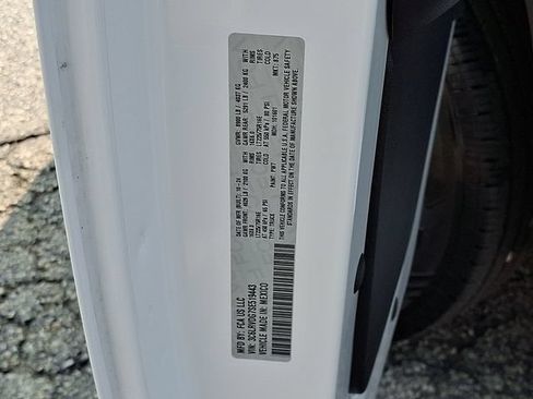 Used 2025 RAM ProMaster 2500 w/ Convenience Group FWD image 26
