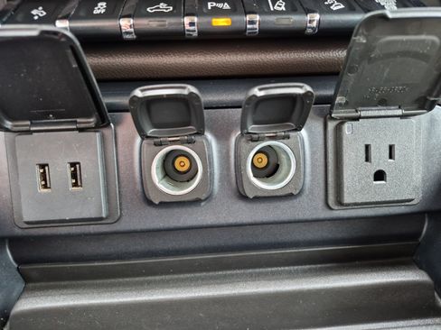 Used 2016 Chevrolet Silverado 2500 LTZ w/ Duramax Plus Package image 21