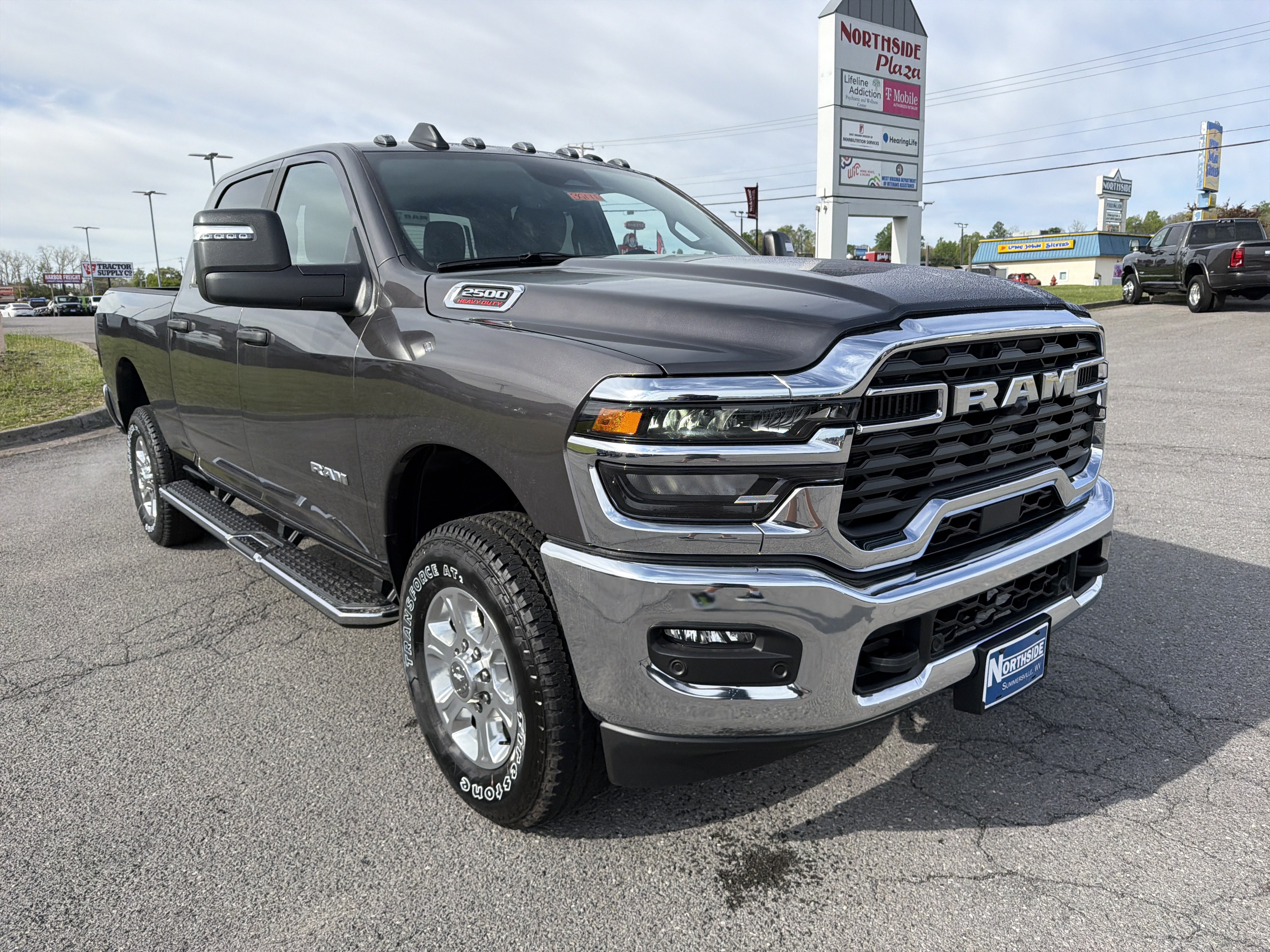 New 2026 RAM 2500 Big Horn AWD/4WD image 3