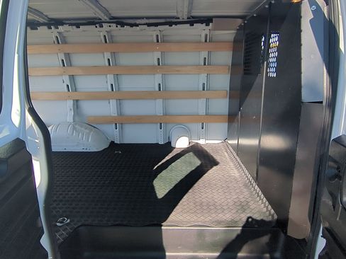 Used 2024 Chevrolet Express 2500 w/ Driver Convenience Package image 23