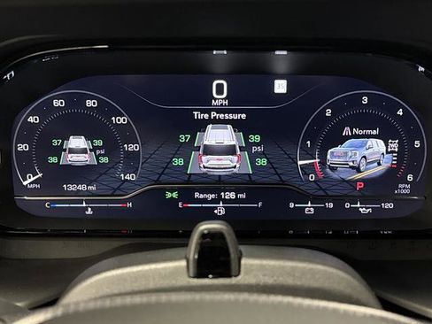 Used 2024 GMC Yukon XL Denali Ultimate image 20