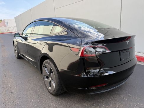 Used 2023 Tesla Model 3 Standard Range RWD image 4