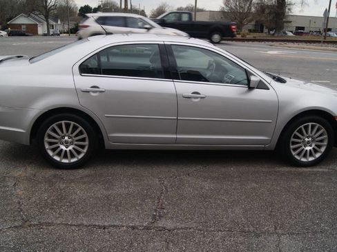 Used 2009 Mercury Milan Premier image 22