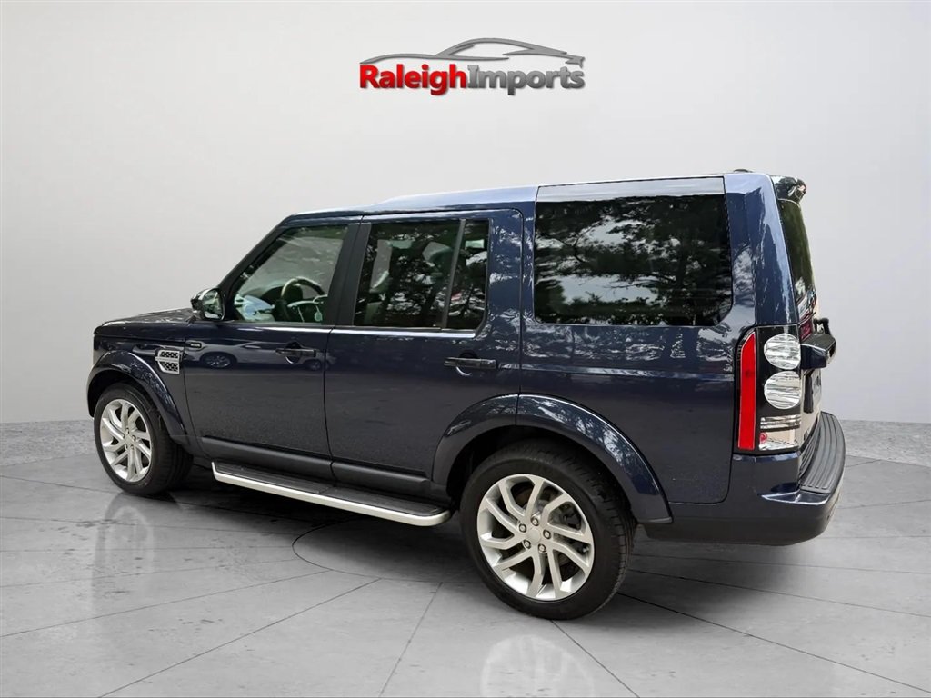 Used 2016 Land Rover LR4 HSE LUX AWD/4WD image 2