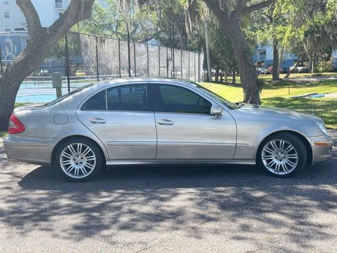 Used 2008 Mercedes-Benz E 350 Luxury image 6