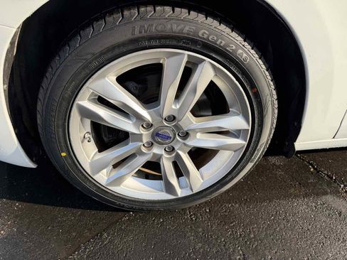 Used 2013 Volvo S60 T5 image 8