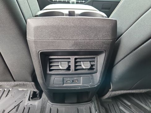 Used 2025 Chevrolet Colorado ZR2 w/ Technology Package AWD/4WD image 30