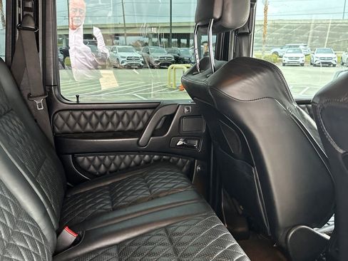Used 2017 Mercedes-Benz G 63 AMG 4MATIC image 8