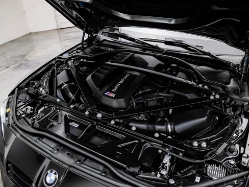 Used 2021 BMW M4 Coupe w/ Executive Package image 87