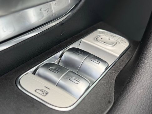 New 2026 Mercedes-Benz GLS 450 4MATIC image 16
