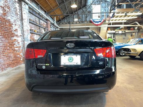 Used 2012 Kia Forte EX w/ Fuel Economy Pkg FWD image 4