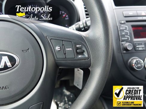 Used 2013 Kia Soul FWD image 23