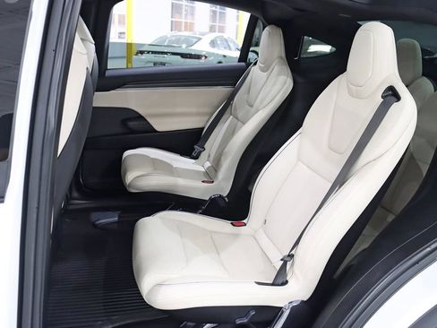 Used 2022 Tesla Model X Plaid AWD/4WD image 30