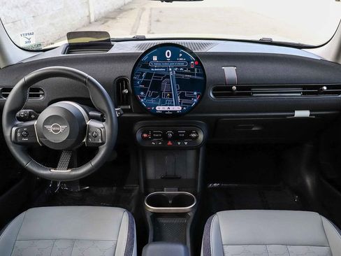 Used 2025 MINI Cooper S FWD image 15
