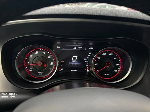 Used 2022 Dodge Charger SXT image 12