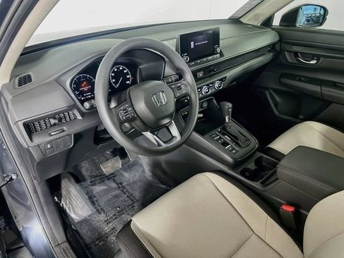 Used 2024 Honda CR-V EX image 11