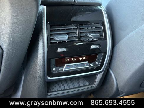 Used 2019 BMW X5 xDrive40i w/ Convenience Package image 32