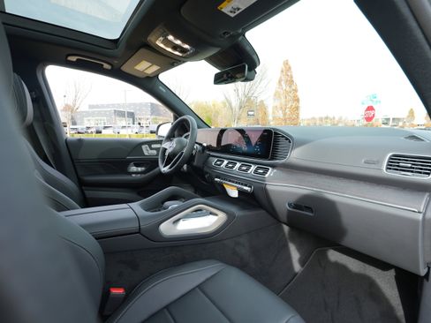 New 2026 Mercedes-Benz GLE 450 4MATIC image 39