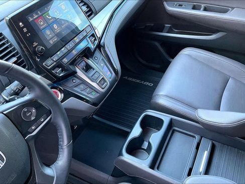 Used 2021 Honda Odyssey Touring image 17