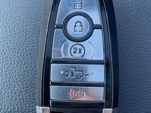 Used 2021 Ford F150 Lariat w/ Equipment Group 502A High image 32