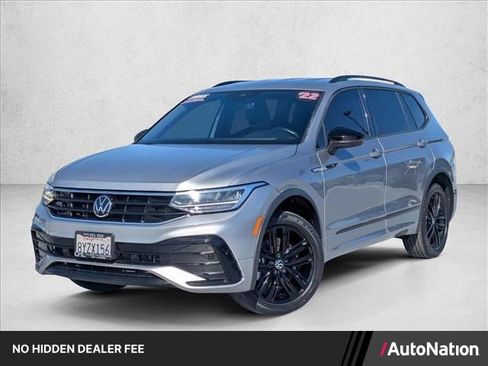 Used 2022 Volkswagen Tiguan SE R-Line FWD image 1