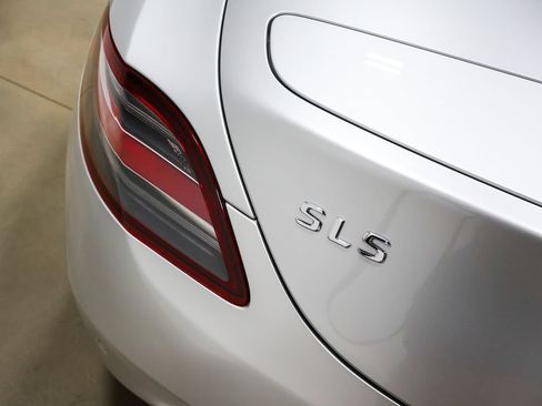 Used 2012 Mercedes-Benz SLS AMG Coupe image 68
