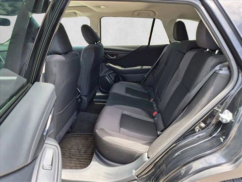 Used 2024 Subaru Outback Premium AWD/4WD image 19