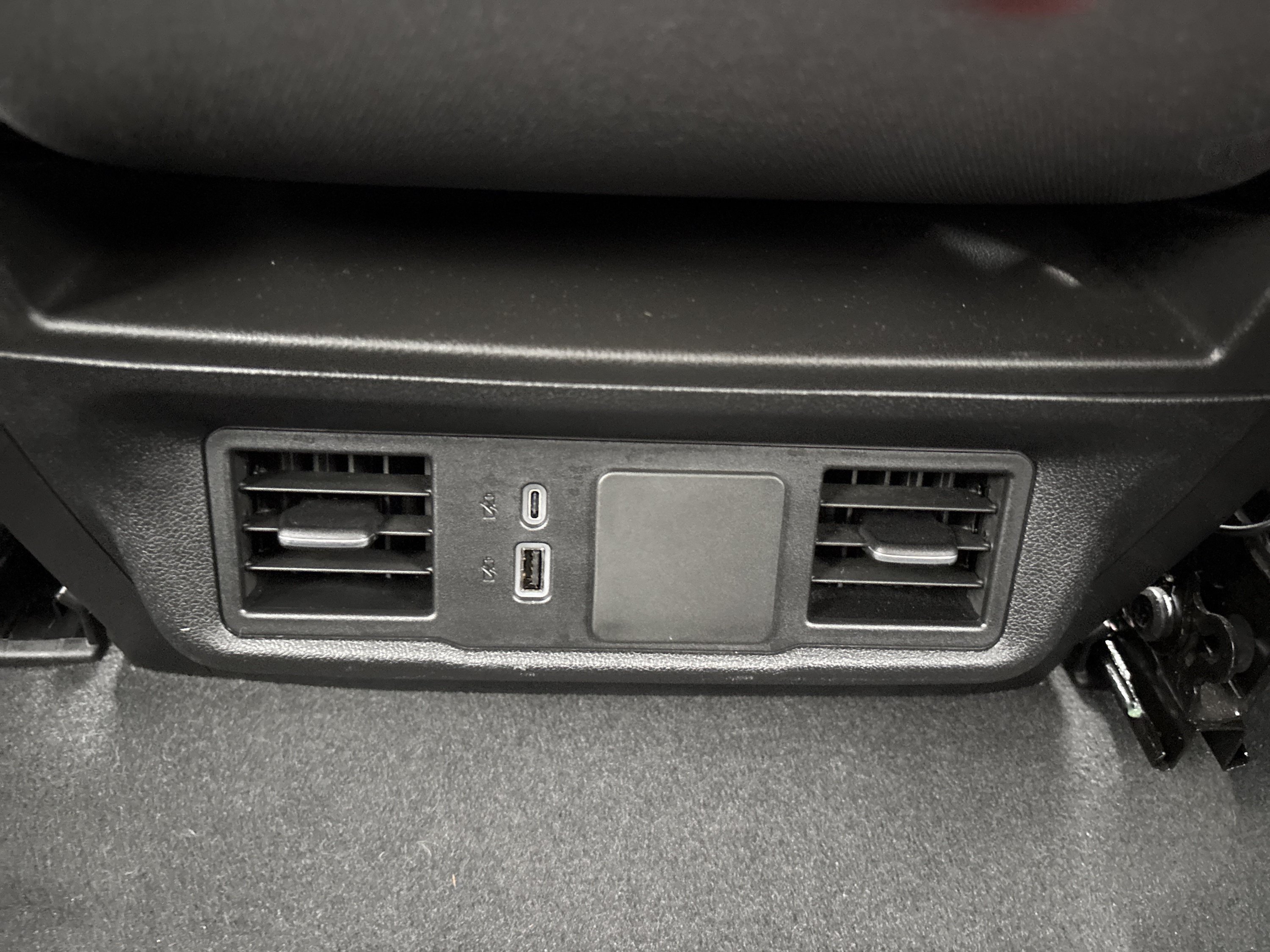 Used 2024 Chevrolet Silverado 1500 Custom w/ LPO, Dark Essentials Package AWD/4WD image 19