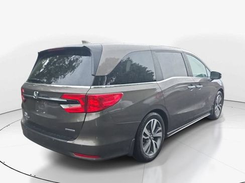Used 2023 Honda Odyssey Touring image 6