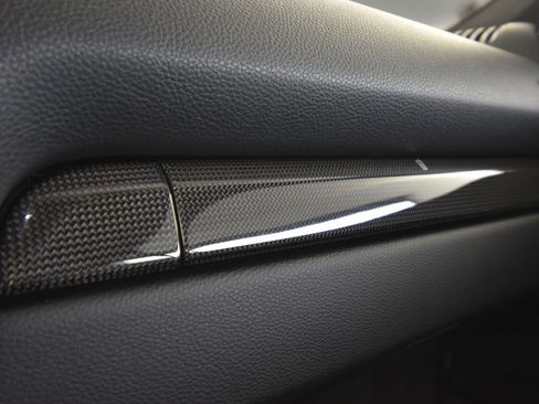 Certified 2025 Porsche 718 Cayman RWD image 33