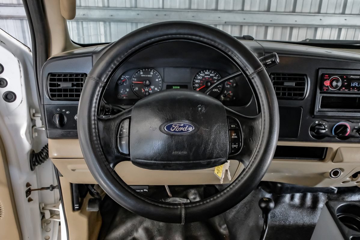 Used 2005 Ford F250 XL AWD/4WD image 15