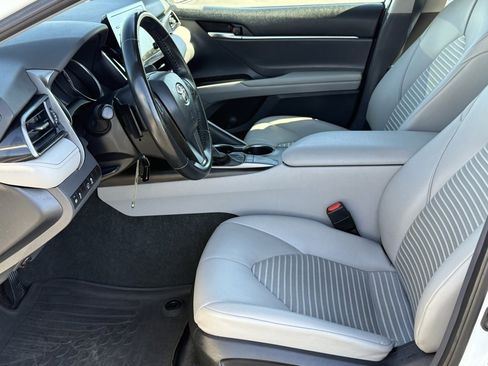 Certified 2023 Toyota Camry SE image 17