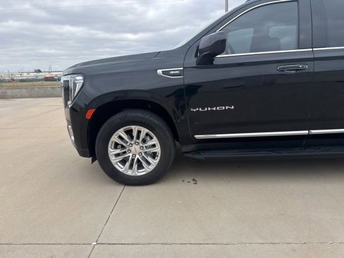 Used 2024 GMC Yukon SLT image 9