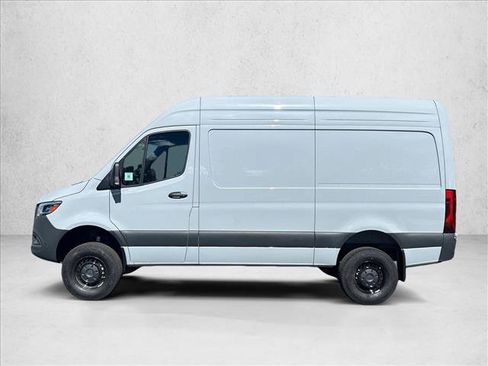 Used 2026 Mercedes-Benz Sprinter 2500 image 5