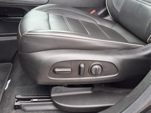 Used 2020 GMC Acadia Denali image 26