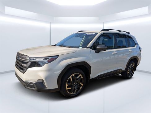 Certified 2025 Subaru Forester Limited w/ Popular Package #2 image 7