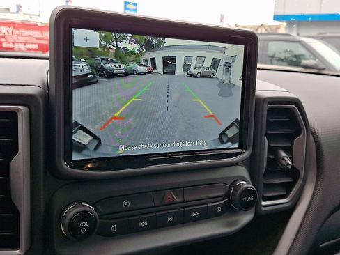 Used 2022 Ford Bronco Sport Outer Banks w/ Tech Package AWD/4WD image 19