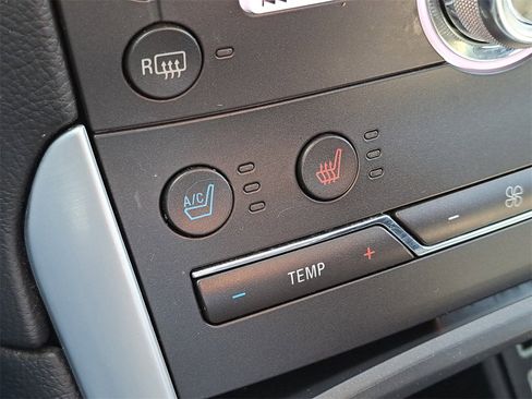 Used 2018 Ford Edge Titanium w/ Equipment Group 301A image 17