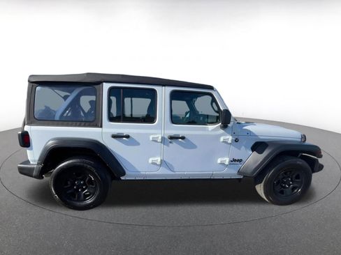 Used 2023 Jeep Wrangler Unlimited Sport AWD/4WD image 16