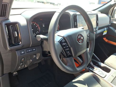 Used 2026 Nissan Frontier PRO-4X w/ Pro-4x Convenience Package AWD/4WD image 8