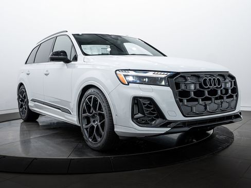New 2026 Audi SQ7 Prestige image 2