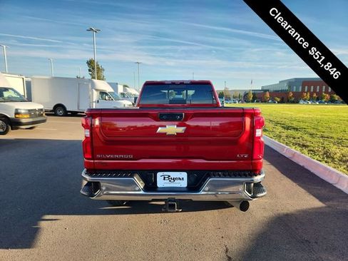 Used 2022 Chevrolet Silverado 3500 LTZ w/ LTZ Premium Package image 7
