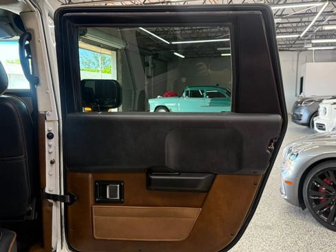 Used 2006 HUMMER H1 4-Door Wagon AWD/4WD image 39