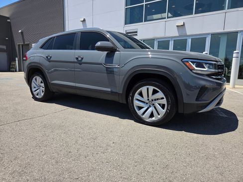 Certified 2023 Volkswagen Atlas Cross Sport SE AWD/4WD image 2