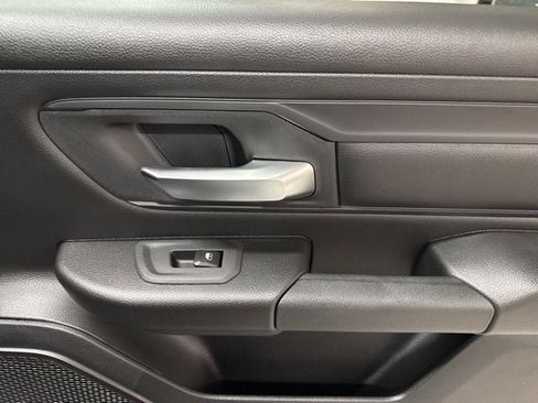 Used 2026 RAM 1500 Express AWD/4WD image 44