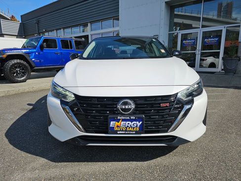 Used 2024 Nissan Sentra SR image 3